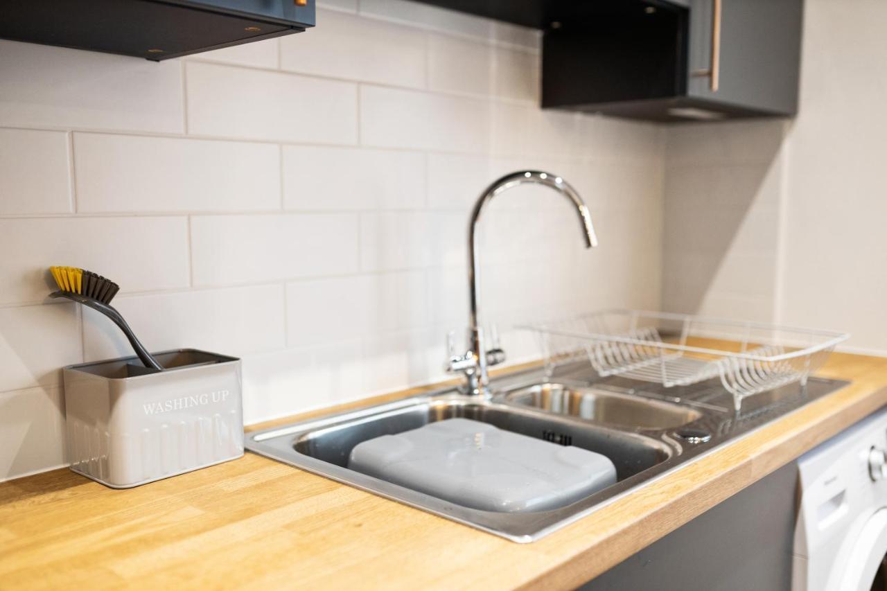 City Centre Inspire: 7-Bedroom Ensuite Haven Coventry Exterior photo